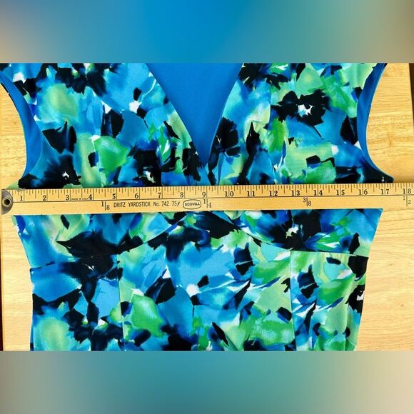 Jones New York Abstract Cap Sleeve V Neck‎ Empire Waist Dress Blue Green Size 8 - Picture 9 of 9